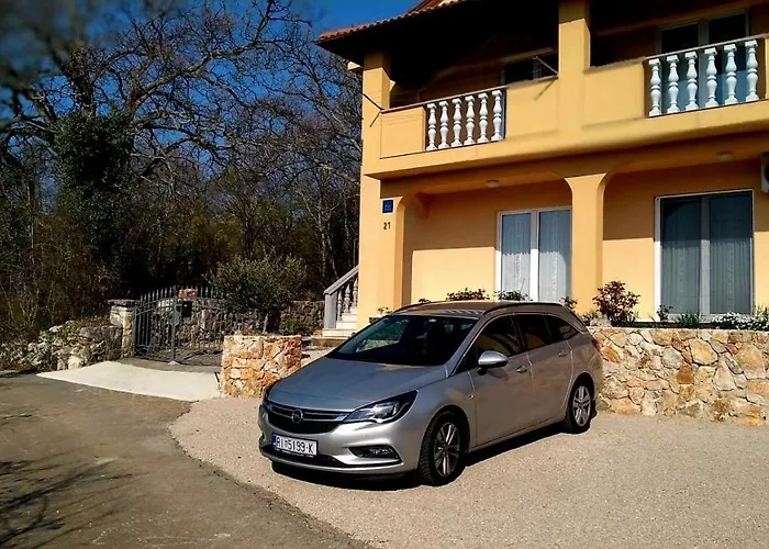 Molnar * Polje (Krk)